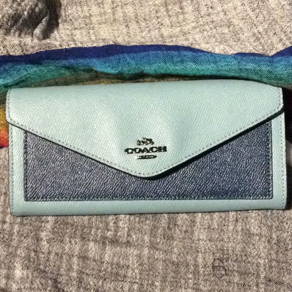 Coach Wallet (New with Tags)